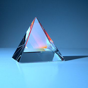 Miscellanea, Miscellaneous, Glass, Face, Facets, Prism, Pyramid HD phone wallpaper