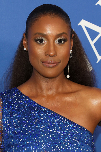 Issa Rae, Hair and makeup inspiration, Style icon, Beauty and fashion influence HD phone wallpaper