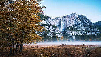 Down in the valley with Yosemite Falls, Yosemite, California, autumn, landscape, trees, colors, mountains, rocks, usa HD wallpaper