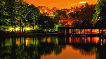 wonderful illuminated lake scene, trees, lights, lake, house HD wallpaper