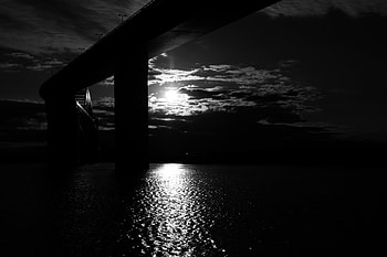 Rivers, Sun, Reflection, Dark, Bridge, Bw, Chb HD wallpaper