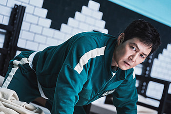 of Lee Jung-jae from Squid Game, TV Show, Squid Game, Lee Jung-jae HD wallpaper