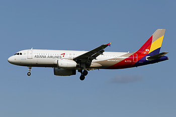 Asiana Airlines HD wallpaper