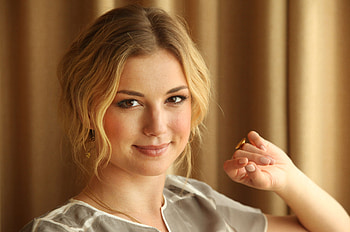 Emily VanCamp , emily-vancamp, celebrities, girls HD wallpaper