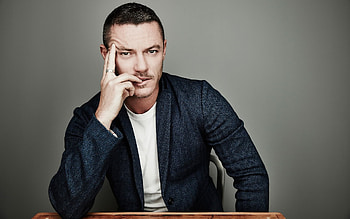 High-definition , Luke Evans' portraits, Captivating backgrounds, Stunning ry HD wallpaper