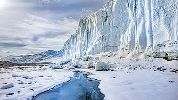 Antarctica Travels, Frozen wonderland, Breathtaking scenery, Remote wilderness HD wallpaper