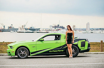 Lime Green Mustang, Sexy, Outdoors, Ford, Babe HD wallpaper