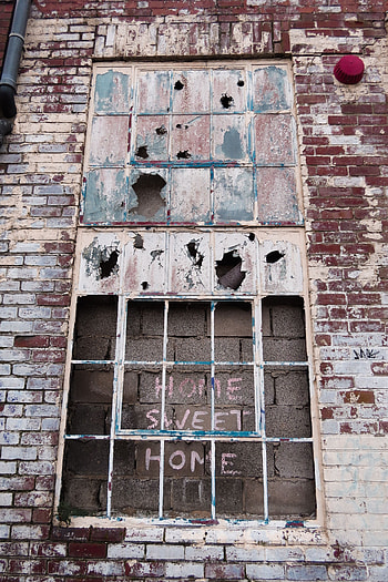 Words, House, Wall, Inscription, Lattice, Trellis HD phone wallpaper