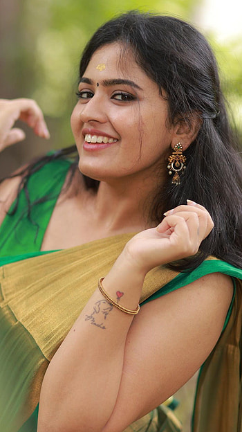 Anu shiv, tamil mode, saree beauty HD phone wallpaper