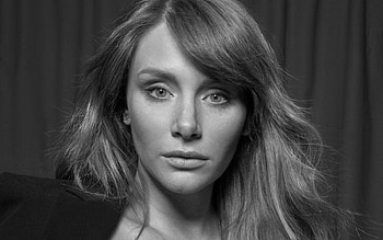 Bryce Dallas Howard Monochrome, bryce-dallas-howard, celebrities, girls, monochrome, black-and-white HD wallpaper
