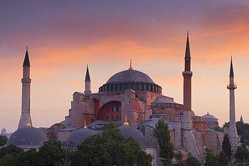 Hagia Sophia, Iconic landmark, Byzantine architecture, Historical site HD wallpaper