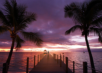Beautiful View, blue, red, view, sky, beautiful, romantic, ocean HD wallpaper