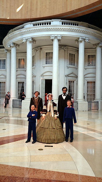 Abraham Lincoln Presidential, Museum Springfield Illinois, Lincoln Presidential library, Presidential library museum HD phone wallpaper