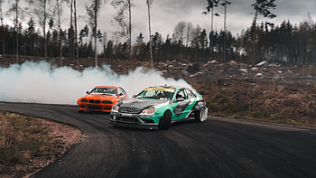 Mercedes vs. BMW, Drifting HD wallpaper