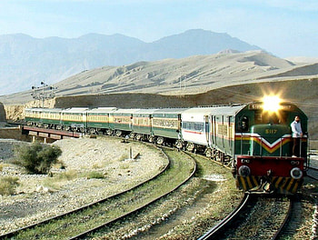 Train in the mountain, wind, distance, sand, green, fast, train, lonely, mountain HD wallpaper