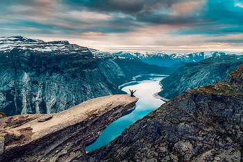 Norway hiking trail, Trolltunga wanderung, Stunning Norwegian landscapes, Unforgettable journey HD wallpaper
