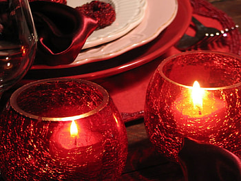 Light of our Love, arrangement, valentine, tablescape, light, love, christmas, red, candles, romantic, evening, forever HD wallpaper