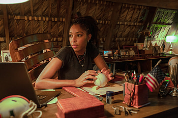 Road House 2024 Movie Scene Featuring Jessica Williams, movie, Road House (2024), Jessica Williams HD wallpaper