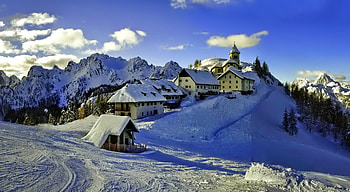 Winter, Nature, Houses, Mountains, Snow, Small Houses HD wallpaper