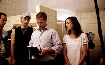 Psychological thriller, Mind-bending twists, Suspenseful atmosphere, Haunting suspense HD wallpaper