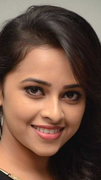 Sri Divya, South, Heroine HD phone wallpaper