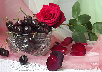 * Red rose and cherries *, life, flower, nature, flowers, still HD wallpaper