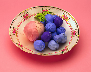 Candies, Miscellanea, Miscellaneous, Plate, Paper, Pink Background, Crafts HD wallpaper