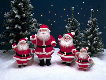 Santas, holiday, snow, christmas, santa, tree HD wallpaper
