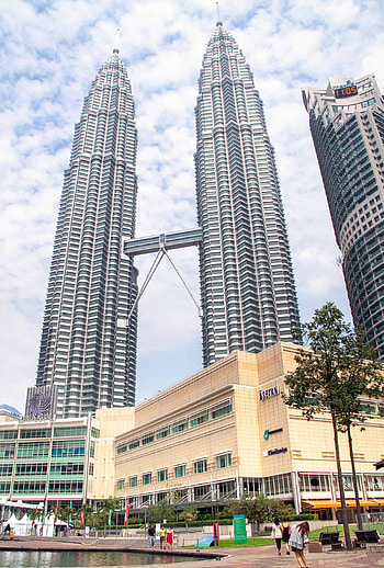 Petronas Twin Towers, Modern architectural wonder, Urban skyline, Magnificent structure HD phone wallpaper