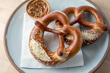 Pretzel, Seriously soft, Sourdough, The perfect loaf HD wallpaper