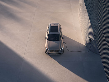 Volvo XC90 Facelift: Stunning Ultra, car, Volvo, Volvo XC90 Facelift HD wallpaper