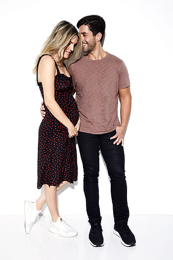 Josh Peck, Wife Paige O'Brien, Expecting child, Celebrity lifestyle HD phone wallpaper
