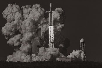 Spacex, falcon heavy, rocket, launch, dust clouds HD wallpaper