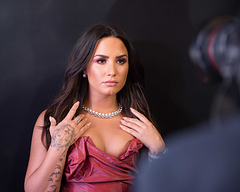 Demi Lovato 2017, demi-lovato, celebrities, girls, actress HD wallpaper