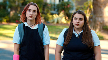 Lady Bird, Captivating performances, Poignant moments, Relatable characters HD wallpaper