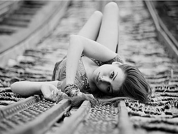 I'LL REMEMBER YOU, emotion, black and white, love, face, woman, beauty HD wallpaper