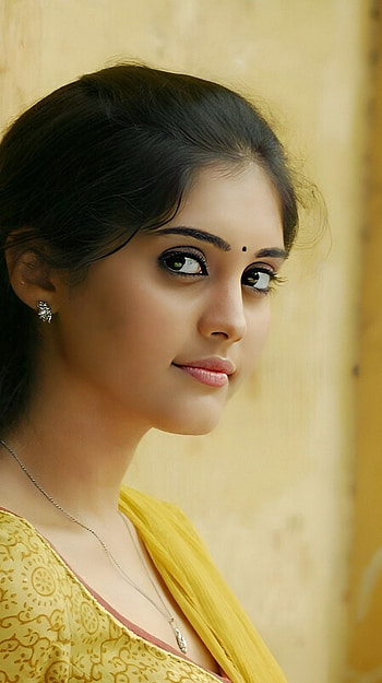 Surabhi, multilingual actress HD phone wallpaper
