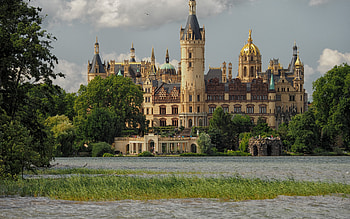 Schwerin Castle, Lake Schwerin, old castle, Schwerin, German castle, Germany, castles in Germany HD wallpaper