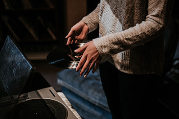 Music, Hands, Vinyl Record, Sweater HD wallpaper