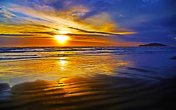 Sunset Reflection, island, reflection, wave, sunset, ocean, beach HD wallpaper