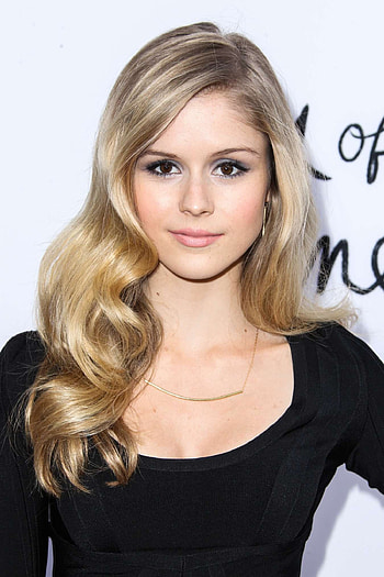 Erin Moriarty, 44 Moriarty ideas, Actrices HD phone wallpaper