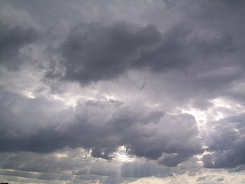 Gray Cloudy Sky, Moody atmosphere, Nature's mystique, Overcast weather HD wallpaper