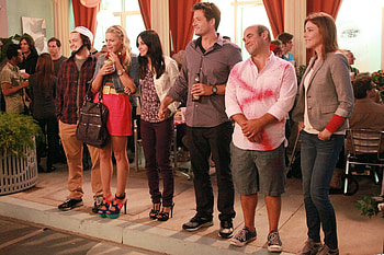 TV Show Review, Memorable Episodes, Binge-worthy Entertainment, Underrated Gem HD wallpaper