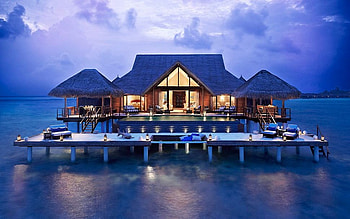 Weekend retreat, blue, lounge, fun, lanterns, shark, relax, weekend, beach, chairs, stairs, sofas, door, strips, mat, water, pillows, beach house, comfortable, sea, house, steps, villa, beautiful, interior, retreat, lights HD wallpaper