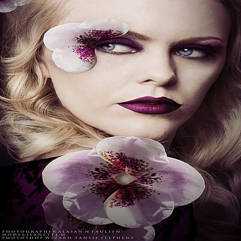 PURPLE BEAUTIFUL WOMAN, purple, model, art, flower, eyes, face, lips, woman HD wallpaper