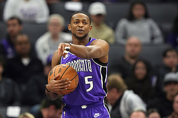 De'Aaron Fox - Sacramento Kings Basketball Star, Sports, basketball, NBA, Sacramento Kings, De'Aaron Fox HD wallpaper