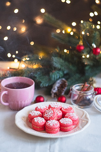 Food, Pink, Cookies, Cup, Garland, Garlands, Macaroons, Makaroons HD phone wallpaper