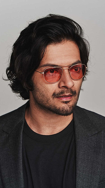 Ali Fazal, Bollywood, Hero HD phone wallpaper