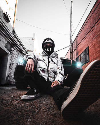 Lights, Miscellanea, Miscellaneous, Sneakers, Mask, Human, Person, Headlights, Shoes, Fashionable HD phone wallpaper