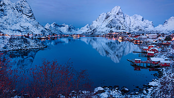 Mountain house, Snowy landscapes, Lofoten beauty, Norwegian fjords HD wallpaper